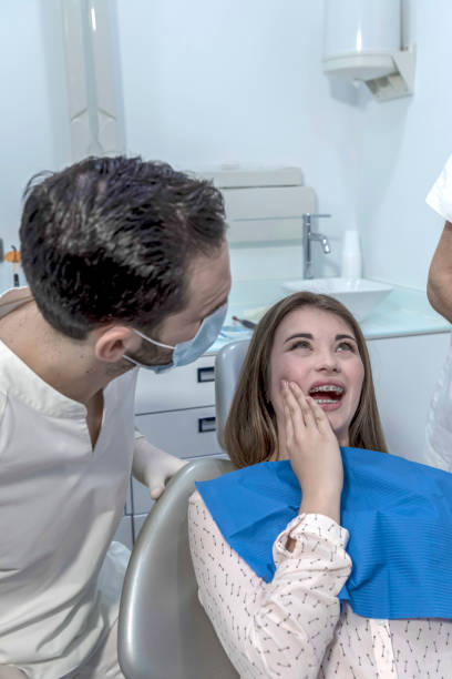 Best Broken or Chipped Tooth Repair in Farmingdale, NY